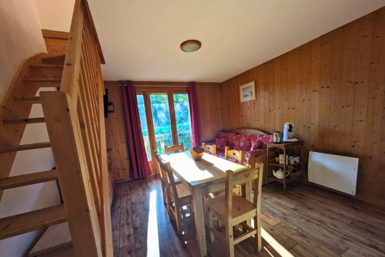 Chalet Moeki Acces Piscine Sauna 莱代塞尔 外观 照片